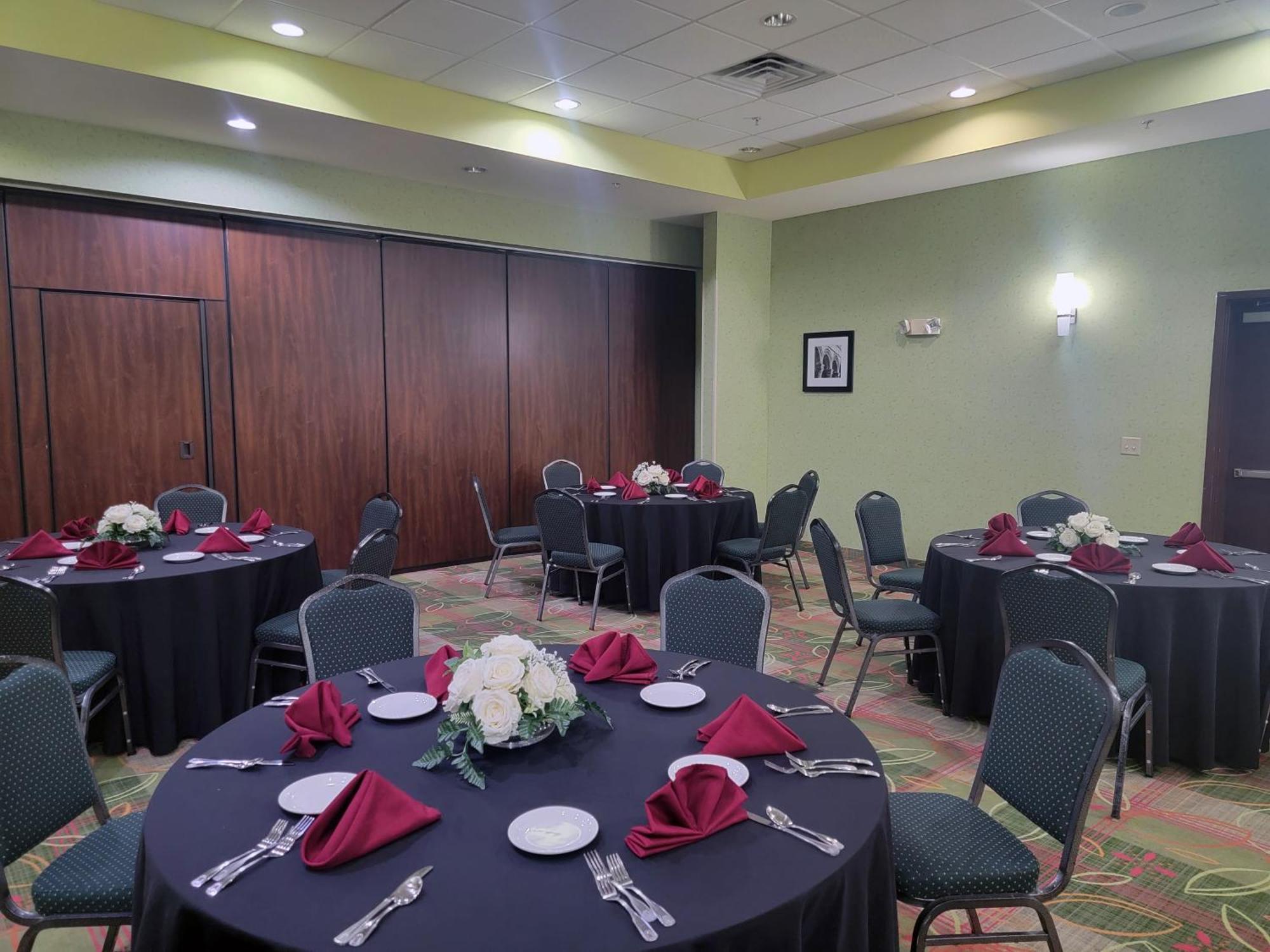 Holiday Inn Garland By Ihg Zewnętrze zdjęcie