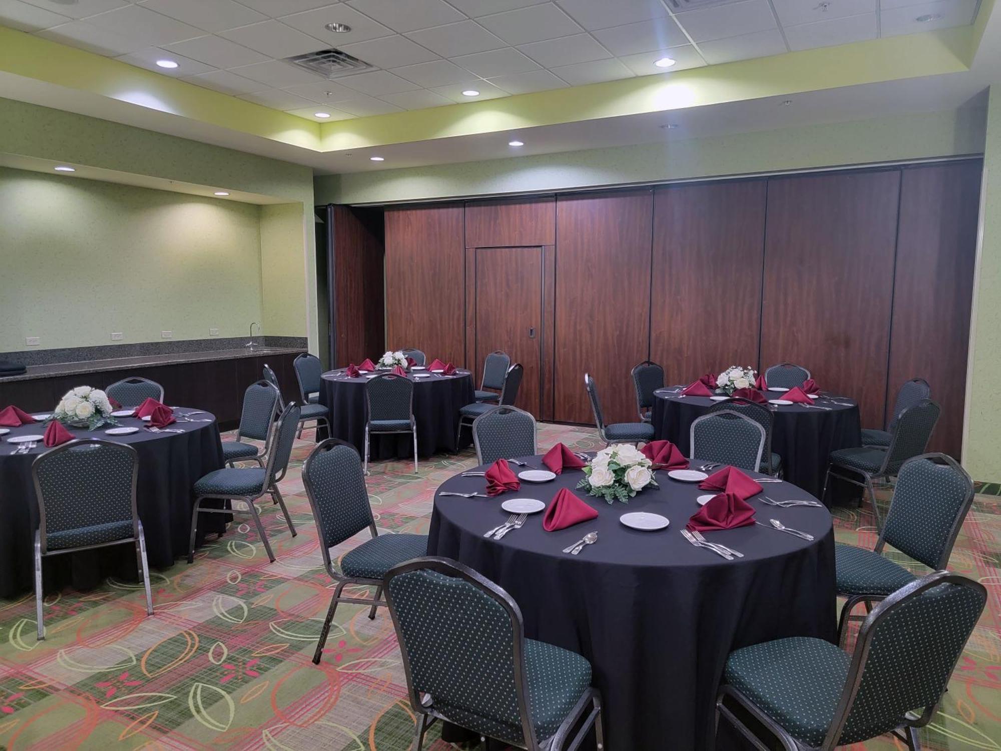 Holiday Inn Garland By Ihg Zewnętrze zdjęcie